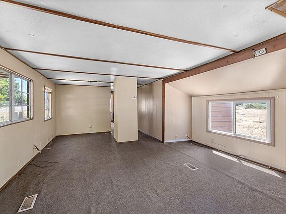 3rd image of 2288 Gramercy Dr