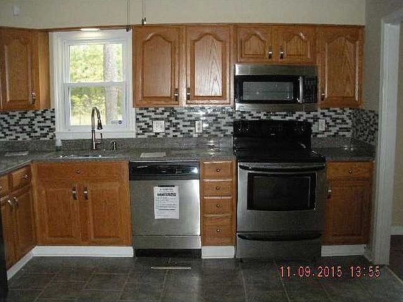 5th image of 1100 Saul Ct