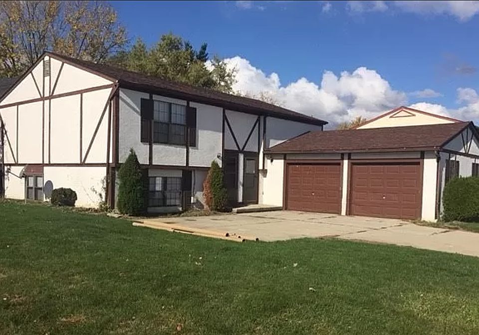 1st image of 7565 Bella Dr