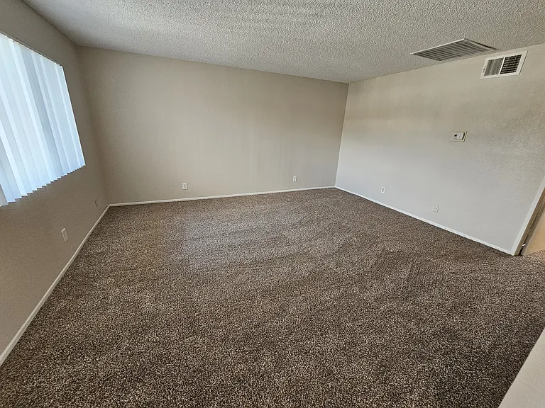 12460 Kittridge St #2 — Photo 10