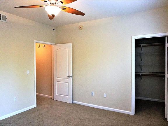 5th image of 2230 Valley View Pkwy Unit 322