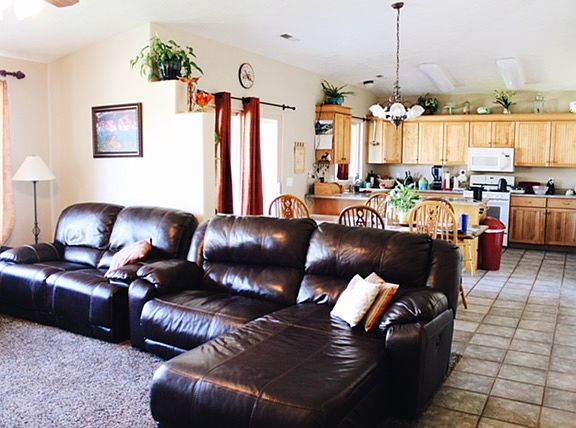 2nd image of 872 N Dammeron Valley Dr