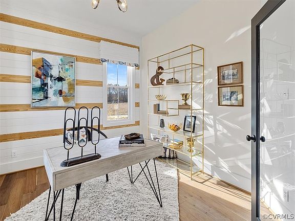 2nd image of 6099 Rivermere Ln