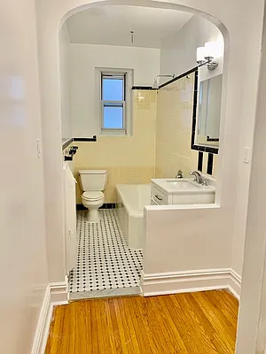 Rented by Dwelling NYC | media 23