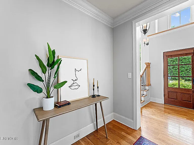 9607 Levens Way — Photo 3