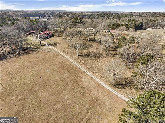 2nd image of 652 McCready Dr