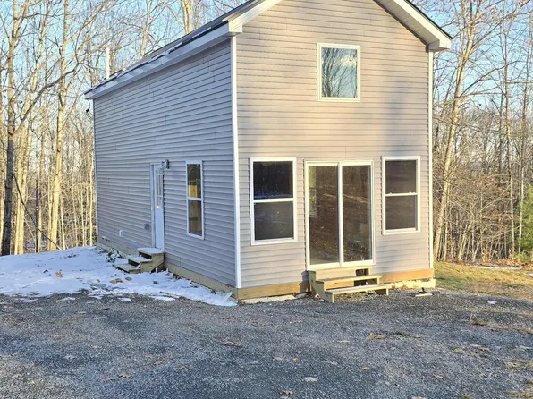 212 Ross Hill Road, Saint Albans, ME 04971