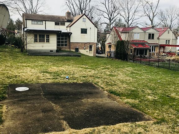 Back and side patios