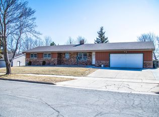 1321 Dandelion Ln, West Bend, WI 53090