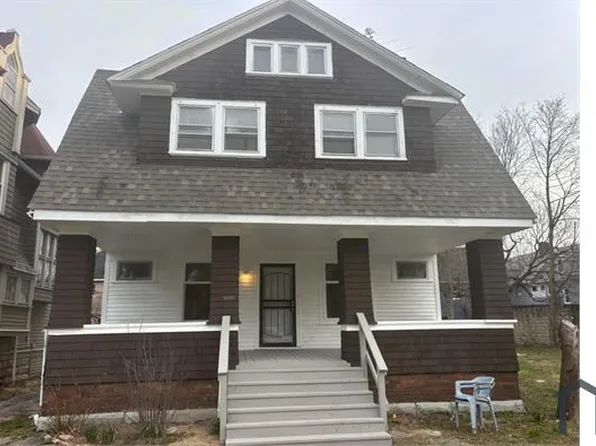 10117 South Blvd, Cleveland, OH 44108