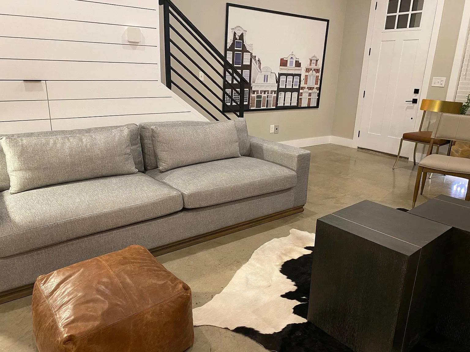 2 bed, 1280 sqft, $1,900 — Photo 2