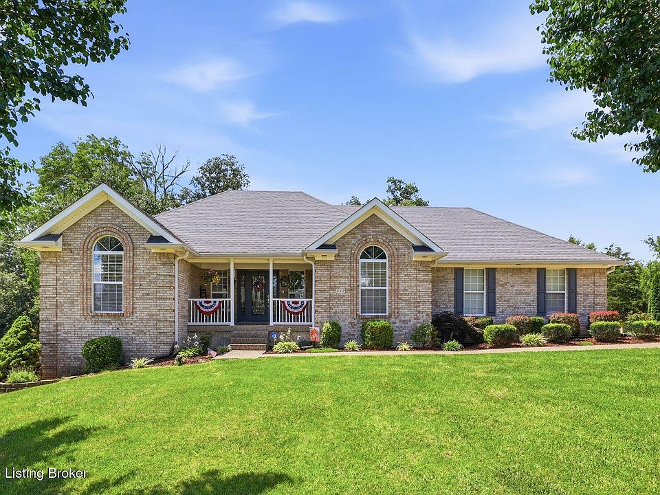1st image of 242 Kingswood Ct