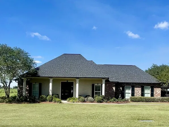 258 Superior Dr, Raceland, LA 70394