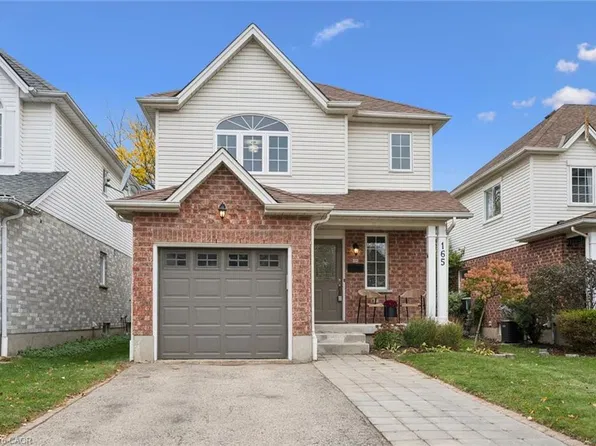165 Cavelletti Ct, Waterloo, ON N2K 3X3