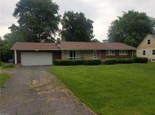 4707 Roop Ave, Norton, OH 44203
