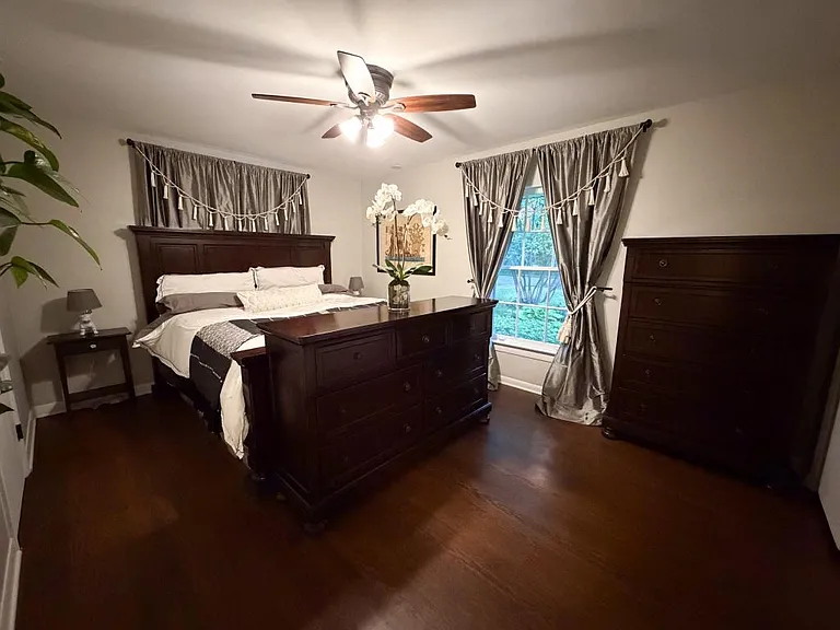 337 E Blodgett Ave — Photo 13