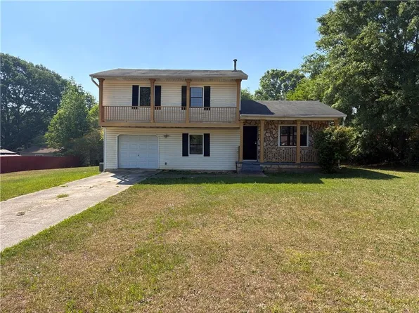 1007 Leeward Ln, Jonesboro, GA 30238