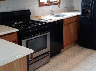 171 N Clinton St FLOOR 2, East Orange, NJ 07017