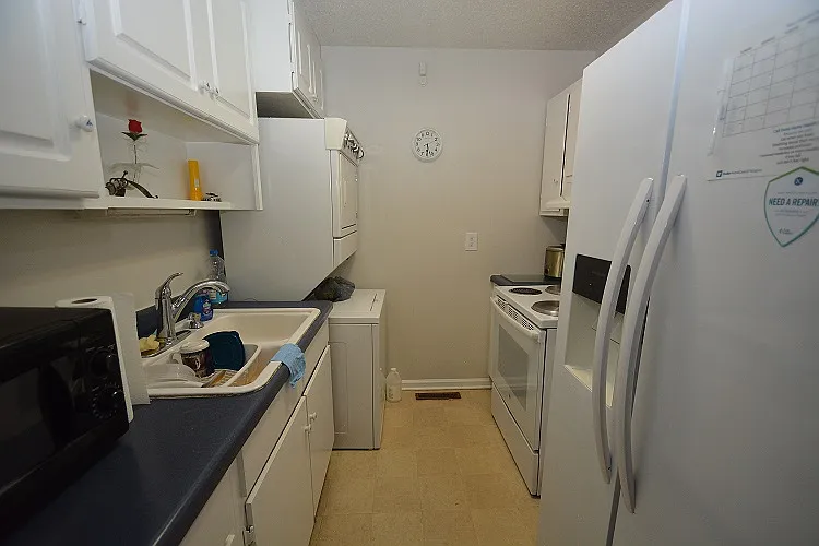 3407 Facade St — Photo 3