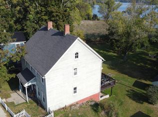 43 Mansion St, Coxsackie, NY 12051