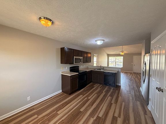 5th image of 2624 Gold Valley Dr