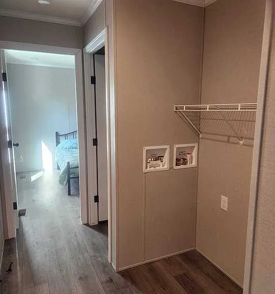 23 Thomas Ln #431 — Photo 18