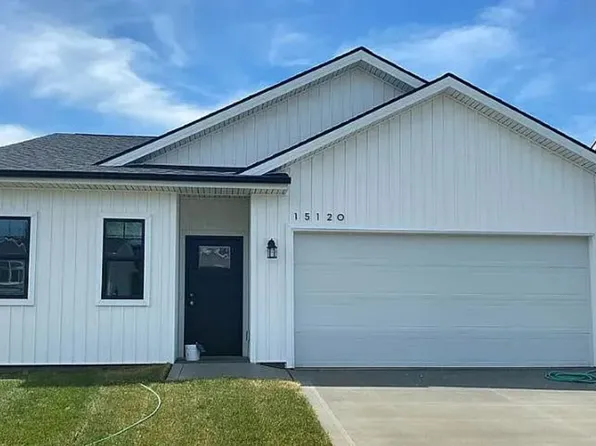 15120 Goldenrod Dr, Urbandale, IA 50323