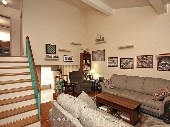 5th image of 3074 Merritt Ave