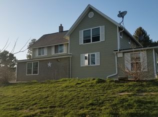 1105 Zinkula Rd, Mount Vernon, IA 52314