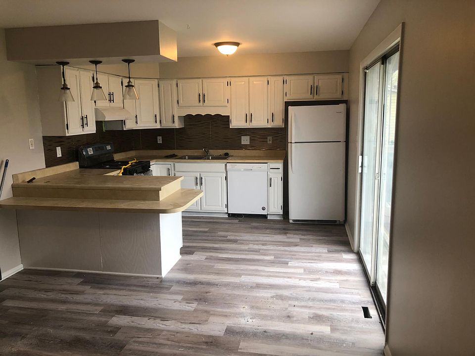 1st image of 7452 Noble St #7452