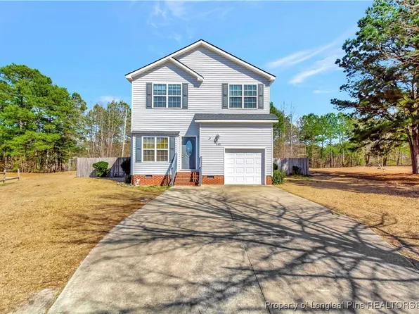 142 Doral Dr, Saint Pauls, NC 28384