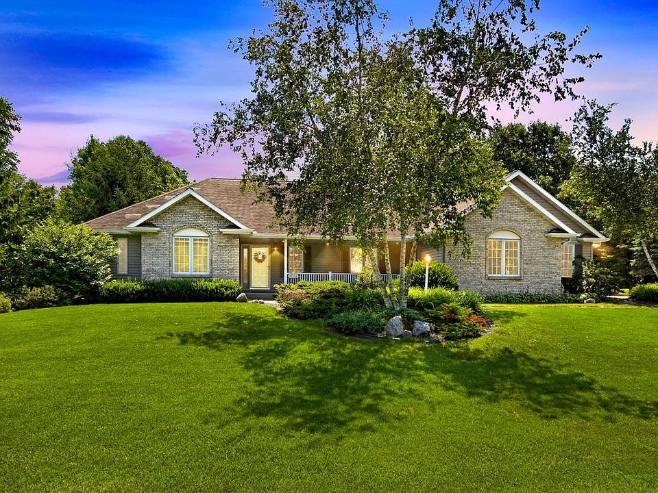 1st image of 4034 Beverly Dr