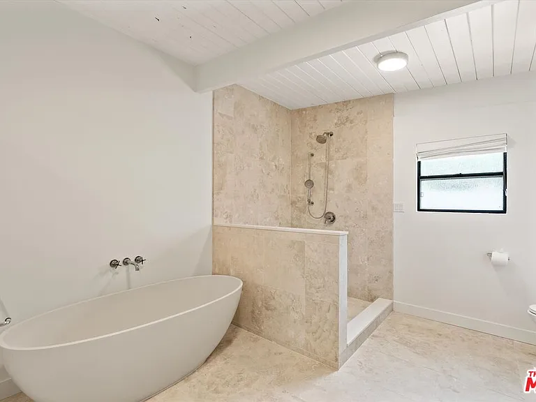 4950 Marmol Dr — Photo 24