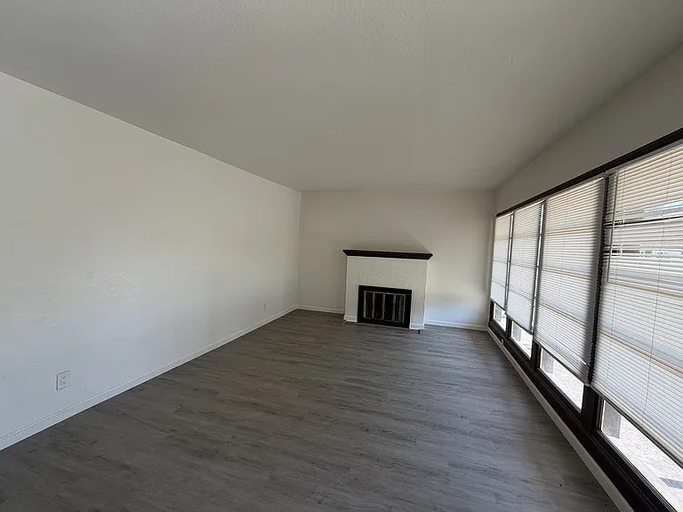 7650 Elm St #1 — Photo 2