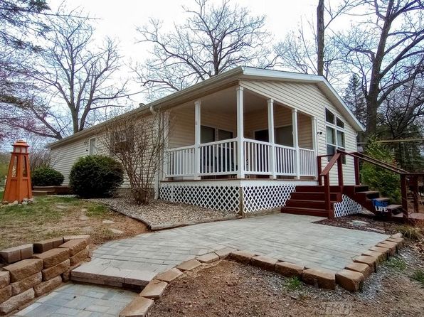 1141 Ranger Dr, Gladwin, MI 48624