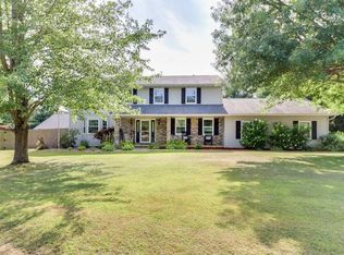 20394 Cedar Ave, Downs, IL 61736