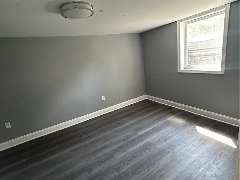 4230 Connecticut St — Photo 17