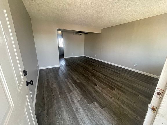 3rd image of 1542 E 8th St APT 5