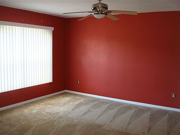 4th image of 2338 Albion Ave