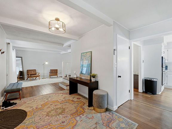 5th image of 4173 Maplewood Rd