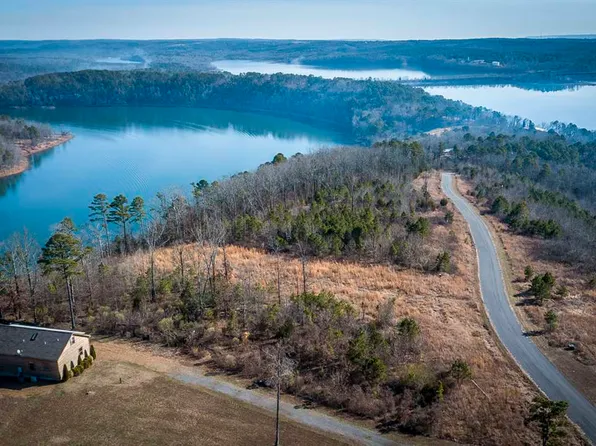 12 The Bluffs Dr, Higden, AR 72067