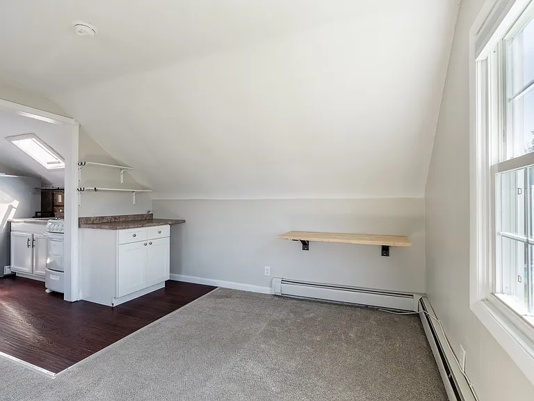 57 Hawro Pl #2 — Photo 4