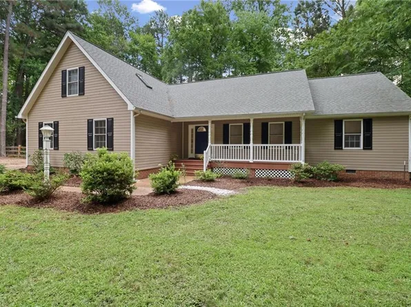 505 Plantation Rd, North, VA 23128