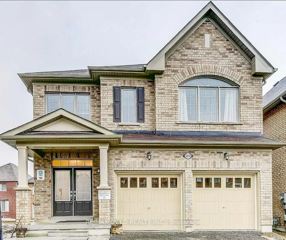 4 bed, $3,300 — Photo 1