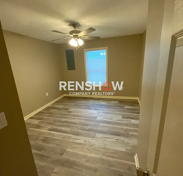 730 Tucker St — Photo 6