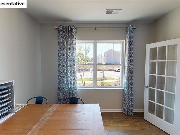 4th image of 108 Cherry Birch St #463