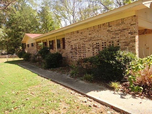 3rd image of 112 Stacey Dr