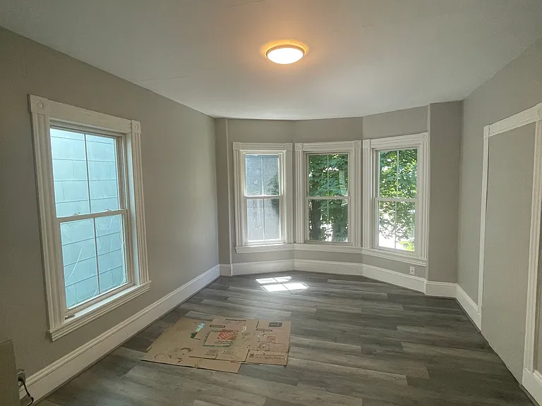144 Pierce St #2 — Photo 8