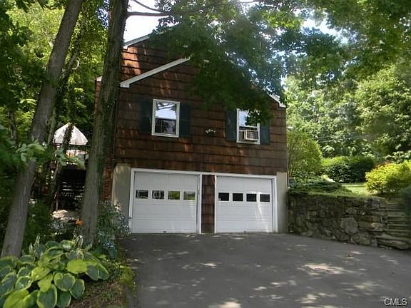 3rd image of 50 Pine Hill Ave