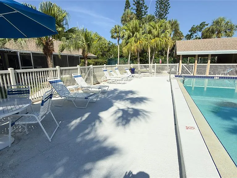4857 Village Gardens Dr #183 — Photo 21
